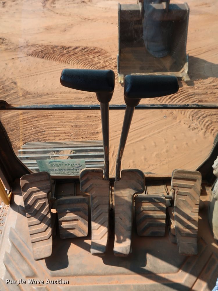 image for item DJ1947 2008 Volvo EC360C L  excavator