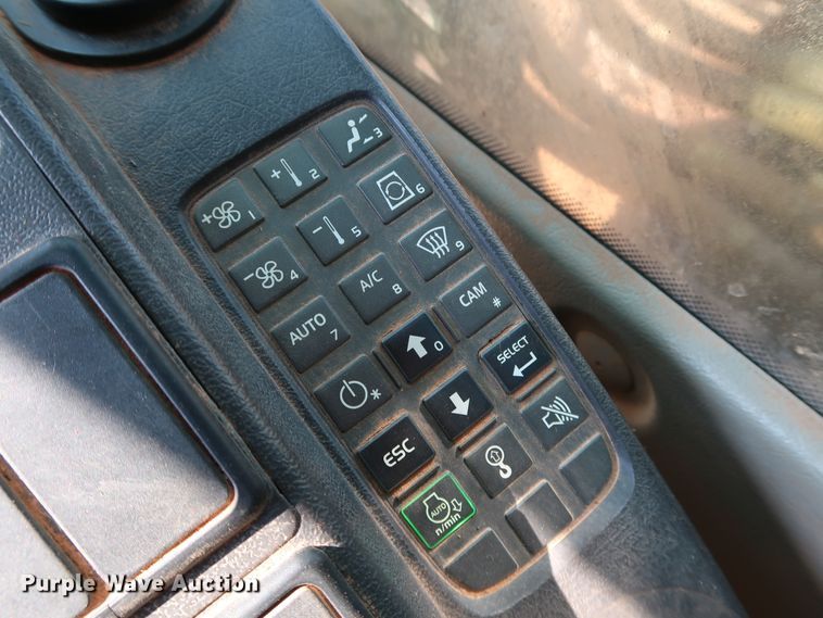 image for item DJ1947 2008 Volvo EC360C L  excavator