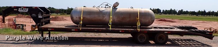 image for item DJ1948 2006 Elite Gooseneck Dovetail-30  equipment trailer