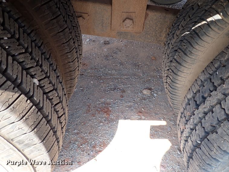 image for item DJ1948 2006 Elite Gooseneck Dovetail-30  equipment trailer