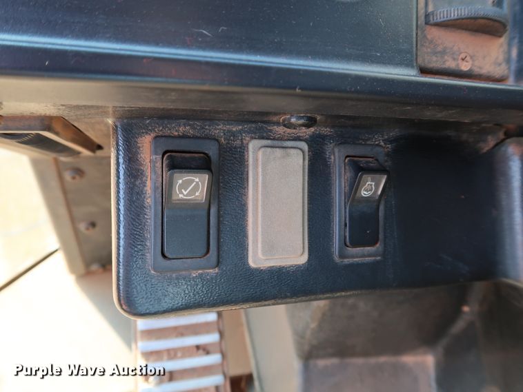 image for item DJ1949 2002 Caterpillar 962G  wheel loader