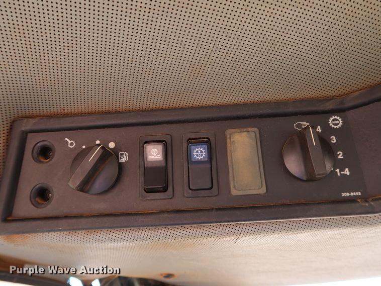 image for item DJ1949 2002 Caterpillar 962G  wheel loader