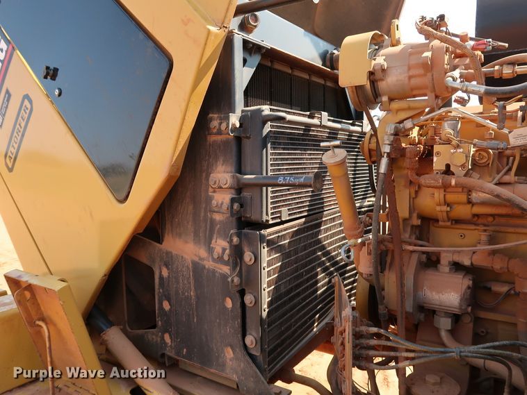 image for item DJ1949 2002 Caterpillar 962G  wheel loader