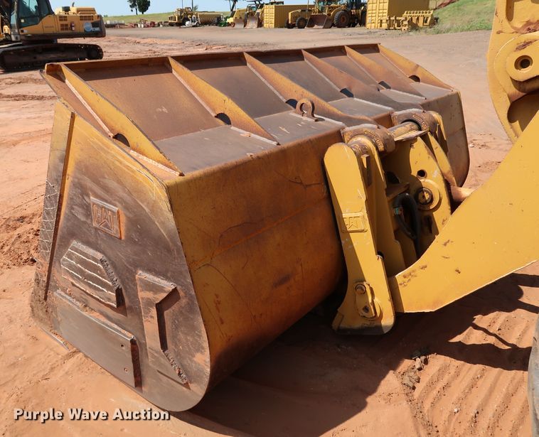 image for item DJ1949 2002 Caterpillar 962G  wheel loader