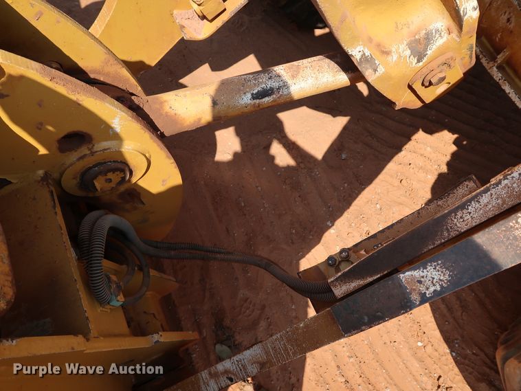 image for item DJ1949 2002 Caterpillar 962G  wheel loader