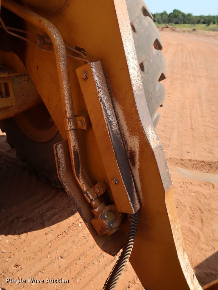 image for item DJ1949 2002 Caterpillar 962G  wheel loader