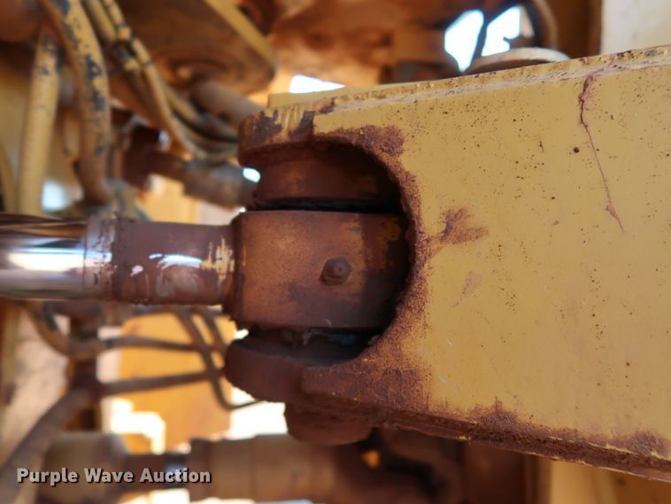 image for item DJ1949 2002 Caterpillar 962G  wheel loader