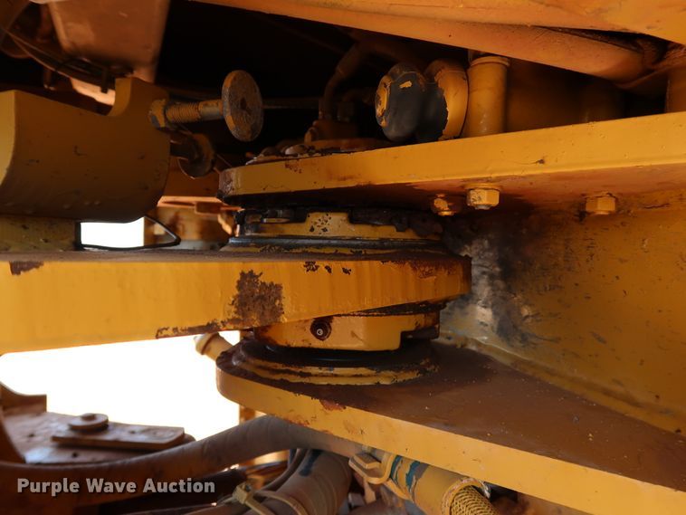 image for item DJ1949 2002 Caterpillar 962G  wheel loader