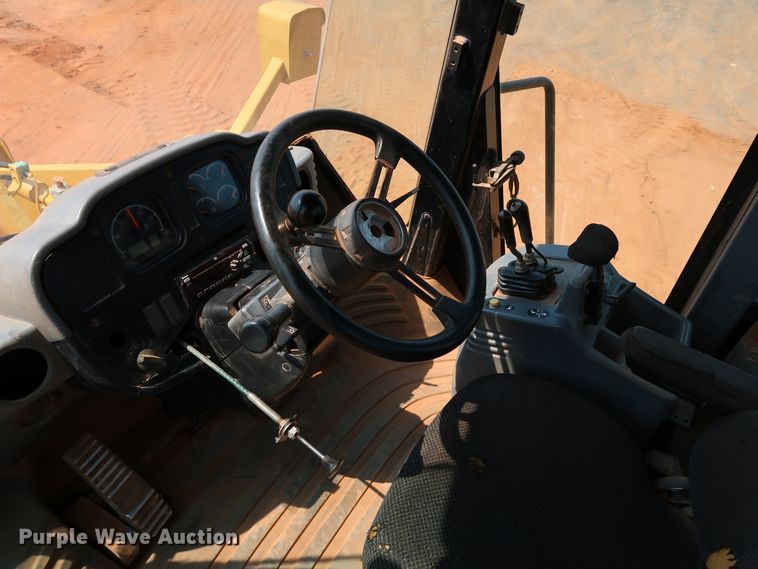 image for item DJ1950 2005 Caterpillar 972G Series II  wheel loader