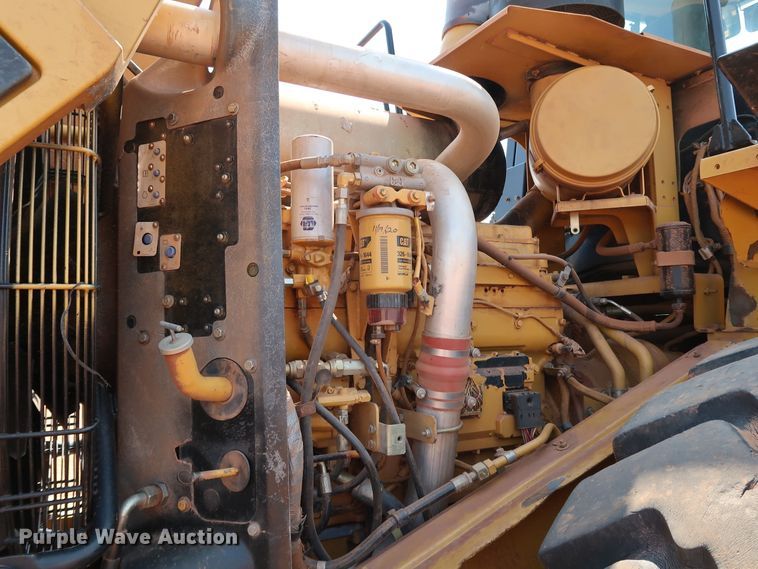 image for item DJ1950 2005 Caterpillar 972G Series II  wheel loader