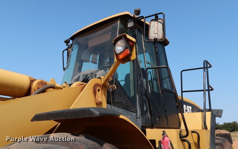 image for item DJ1950 2005 Caterpillar 972G Series II  wheel loader