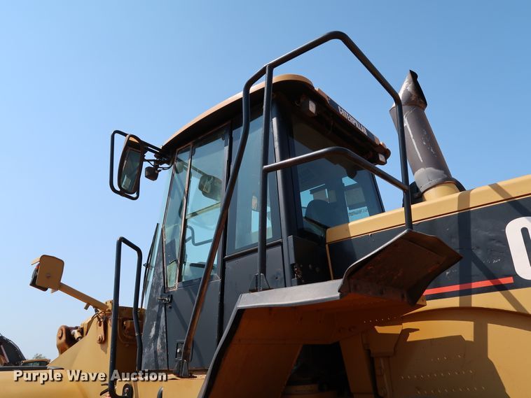 image for item DJ1950 2005 Caterpillar 972G Series II  wheel loader