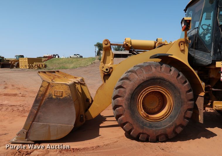 image for item DJ1950 2005 Caterpillar 972G Series II  wheel loader