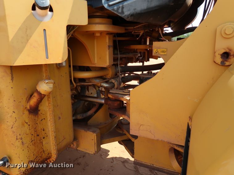 image for item DJ1950 2005 Caterpillar 972G Series II  wheel loader