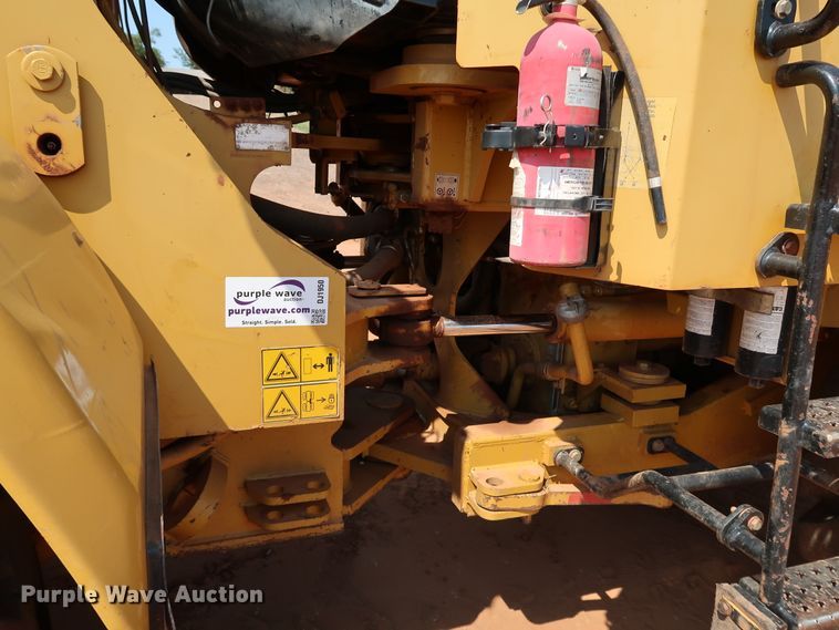 image for item DJ1950 2005 Caterpillar 972G Series II  wheel loader