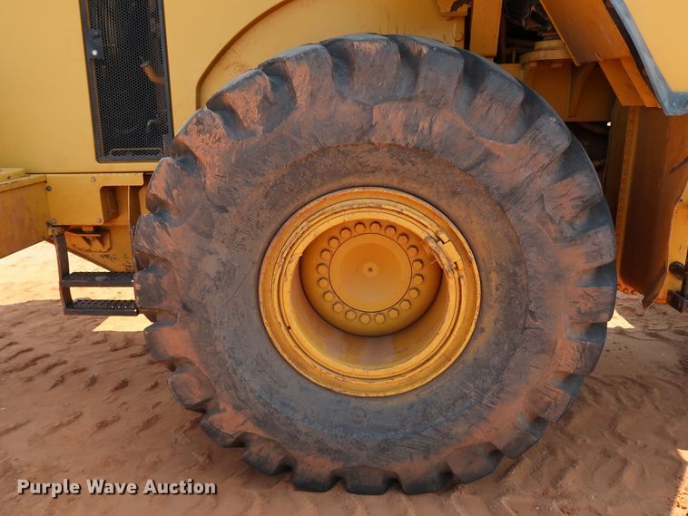 image for item DJ1950 2005 Caterpillar 972G Series II  wheel loader