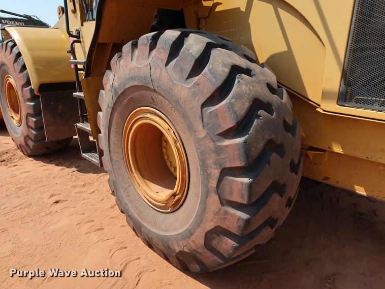 image for item DJ1950 2005 Caterpillar 972G Series II  wheel loader