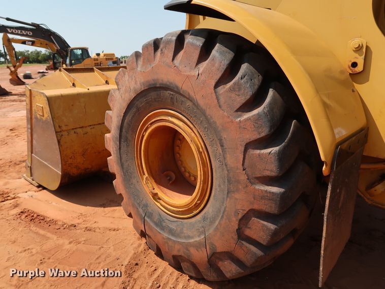 image for item DJ1950 2005 Caterpillar 972G Series II  wheel loader