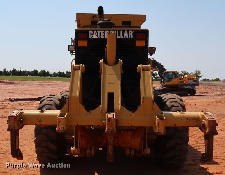 image for item DJ1951 2005 Caterpillar 140H VHP  motor grader