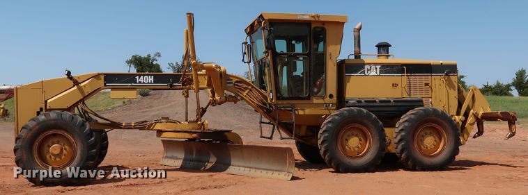 image for item DJ1951 2005 Caterpillar 140H VHP  motor grader