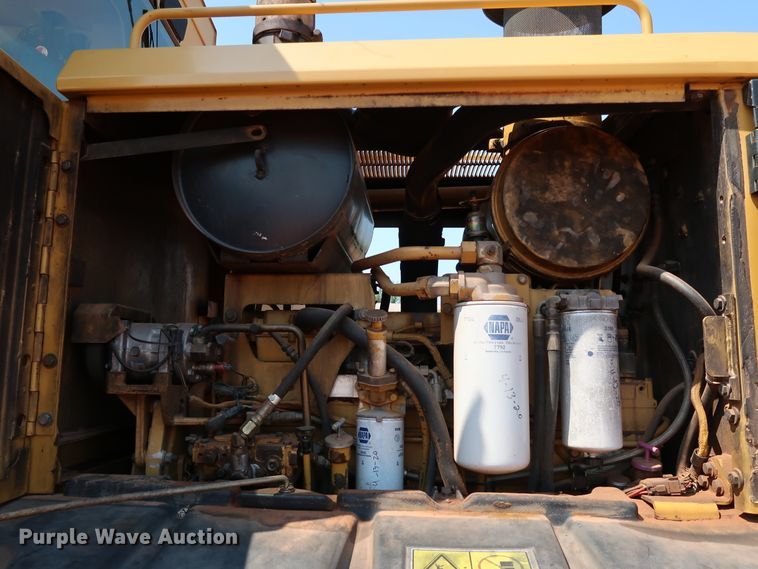 image for item DJ1951 2005 Caterpillar 140H VHP  motor grader