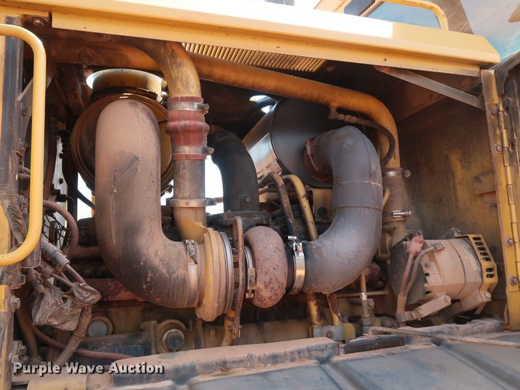 image for item DJ1951 2005 Caterpillar 140H VHP  motor grader