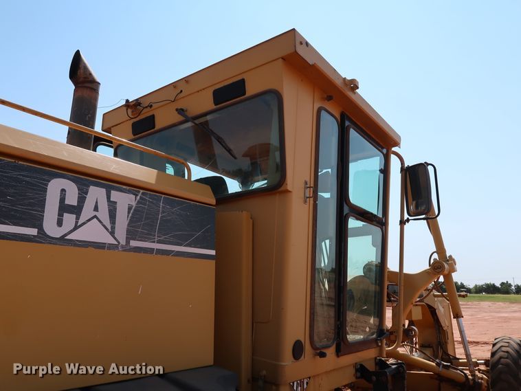 image for item DJ1951 2005 Caterpillar 140H VHP  motor grader