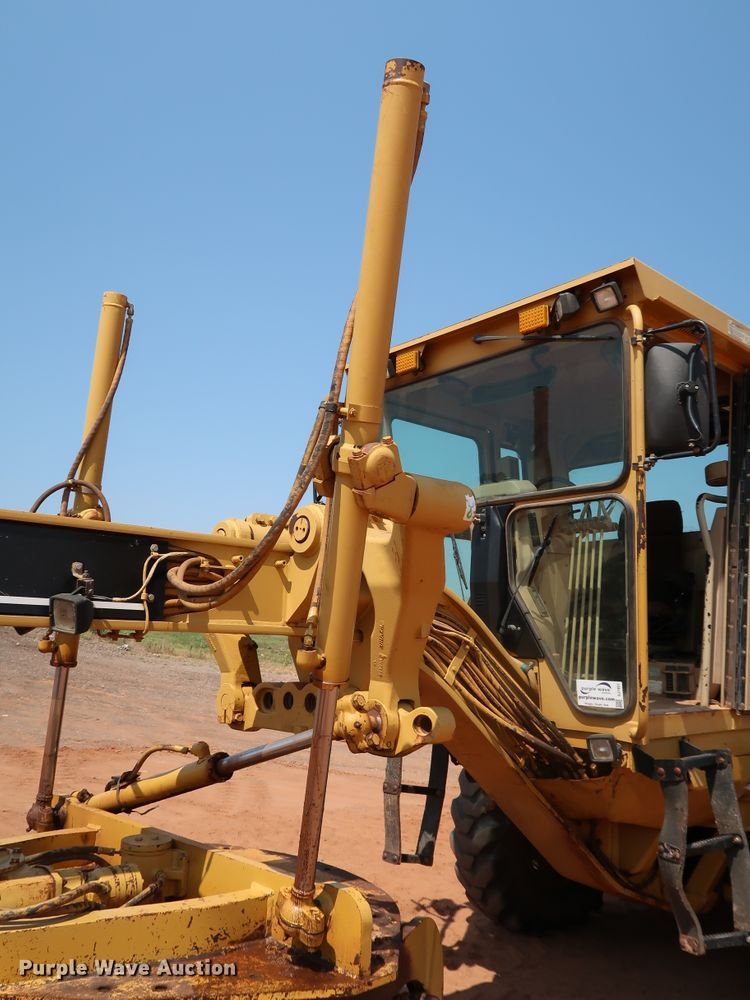 image for item DJ1951 2005 Caterpillar 140H VHP  motor grader