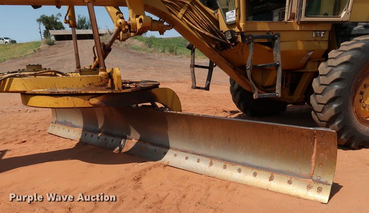 image for item DJ1951 2005 Caterpillar 140H VHP  motor grader