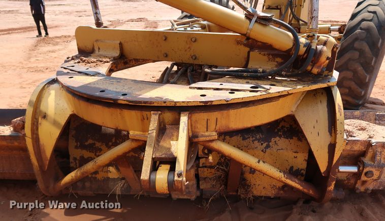 image for item DJ1951 2005 Caterpillar 140H VHP  motor grader