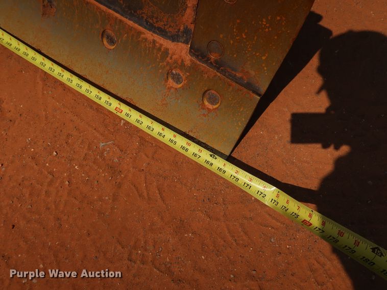 image for item DJ1951 2005 Caterpillar 140H VHP  motor grader