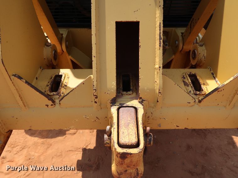 image for item DJ1951 2005 Caterpillar 140H VHP  motor grader