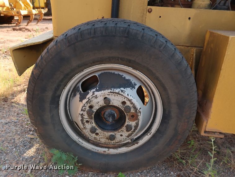 image for item DJ1952 Arrow G400  drop hammer