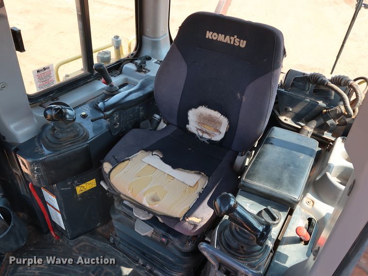 image for item DJ1953 2012 Komatsu D65EX-17  dozer