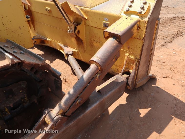 image for item DJ1953 2012 Komatsu D65EX-17  dozer