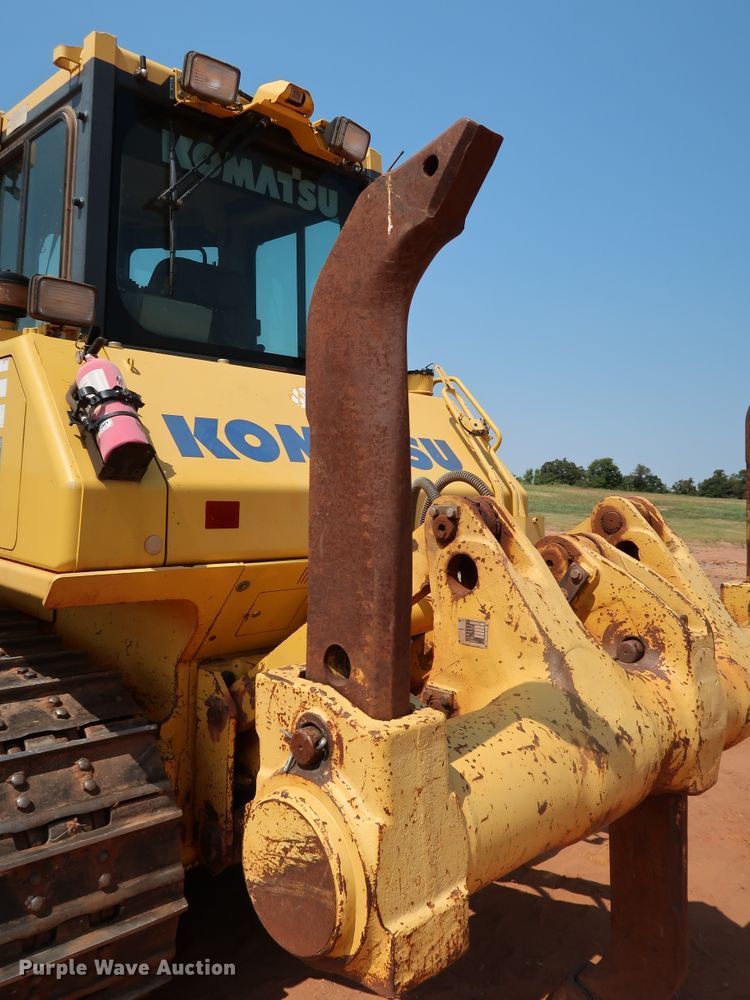 image for item DJ1953 2012 Komatsu D65EX-17  dozer