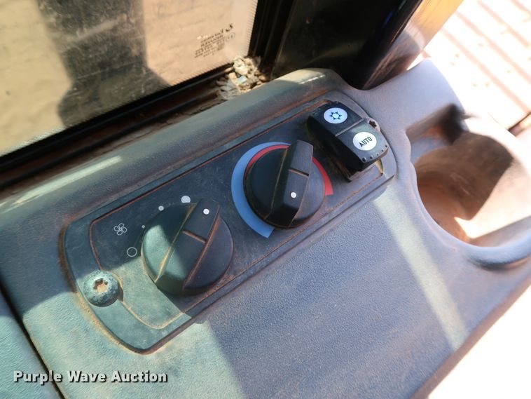 image for item DJ1954 2014 Caterpillar D6K2 XL  dozer