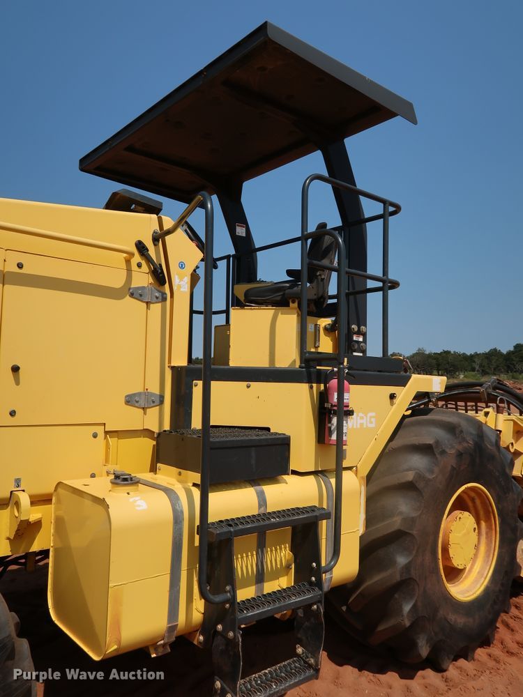 image for item DJ1955 2012 Bomag MPH364R-2  recycler