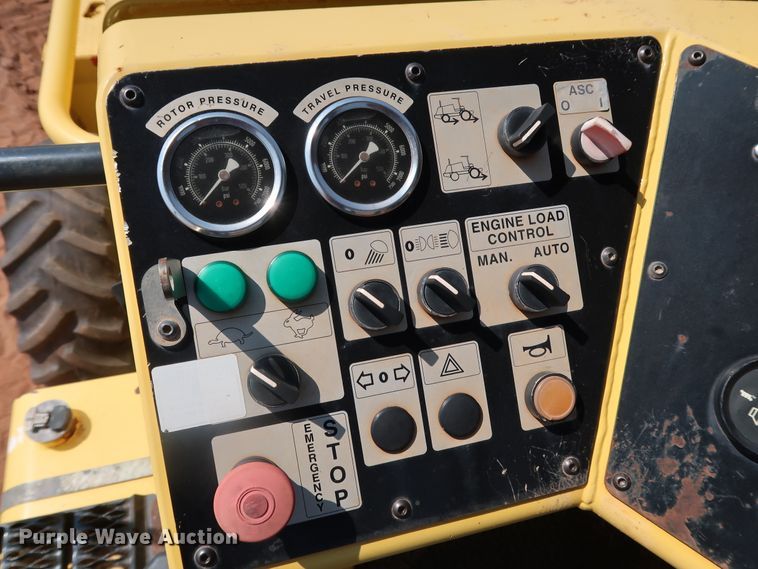 image for item DJ1955 2012 Bomag MPH364R-2  recycler