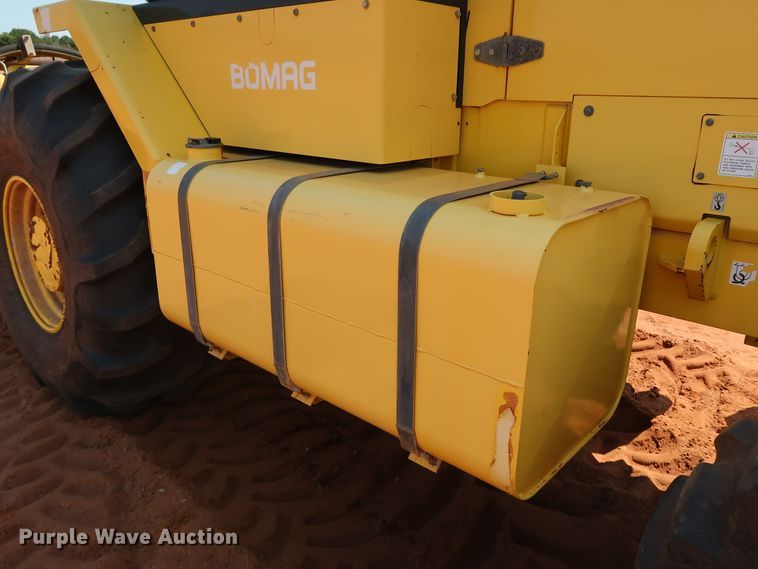 image for item DJ1955 2012 Bomag MPH364R-2  recycler