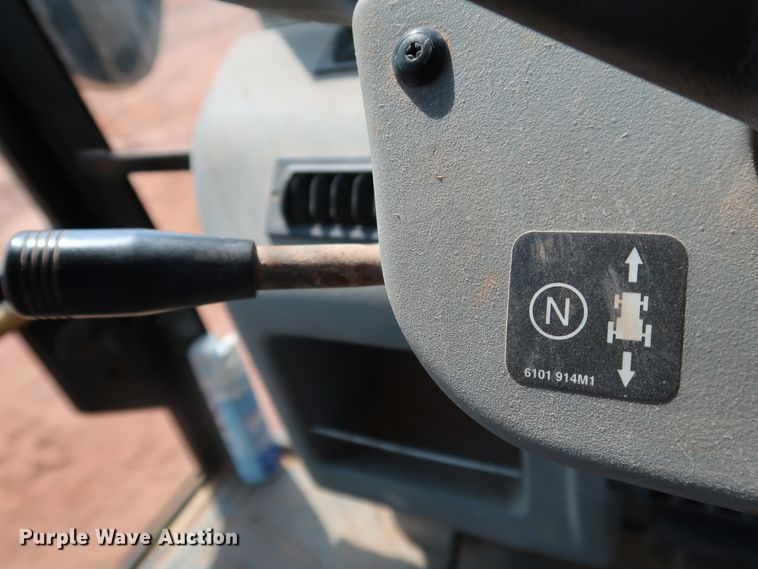 image for item DJ1956 2004 Terex TX860SB  backhoe