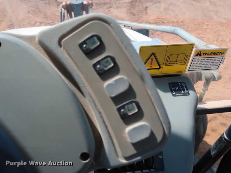 image for item DJ1956 2004 Terex TX860SB  backhoe