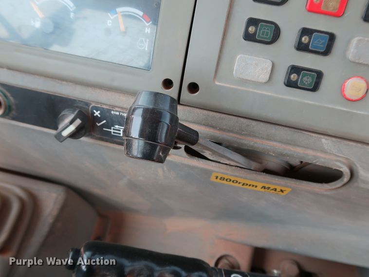 image for item DJ1956 2004 Terex TX860SB  backhoe