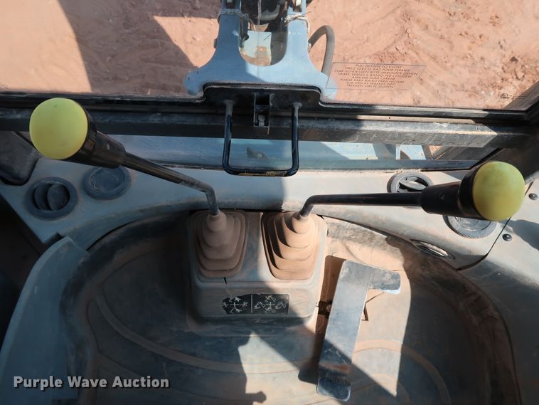 image for item DJ1956 2004 Terex TX860SB  backhoe