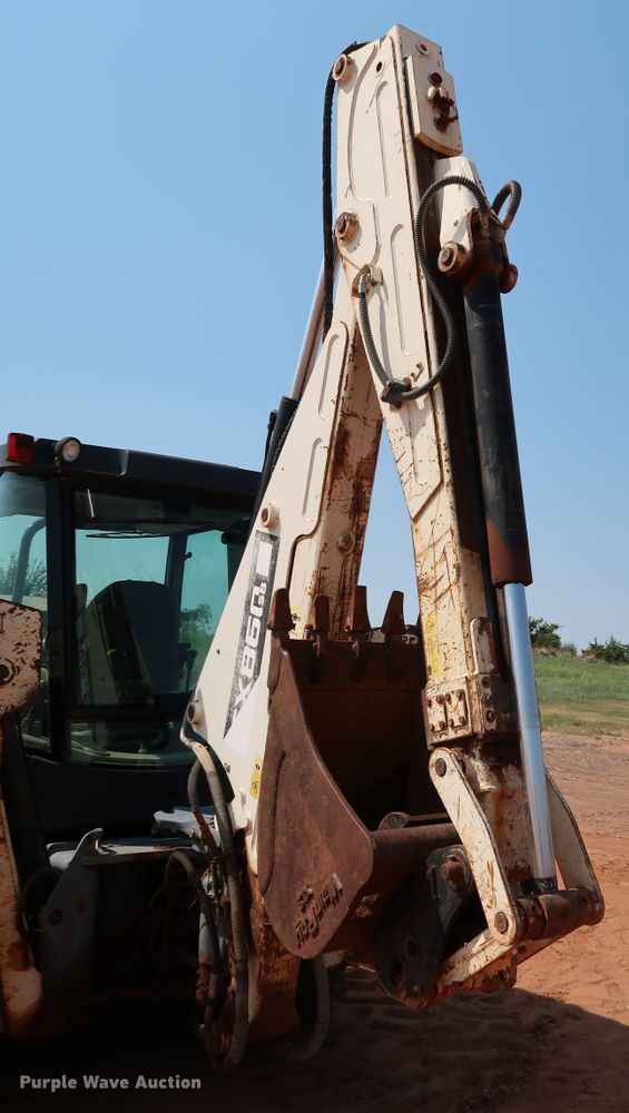 image for item DJ1956 2004 Terex TX860SB  backhoe