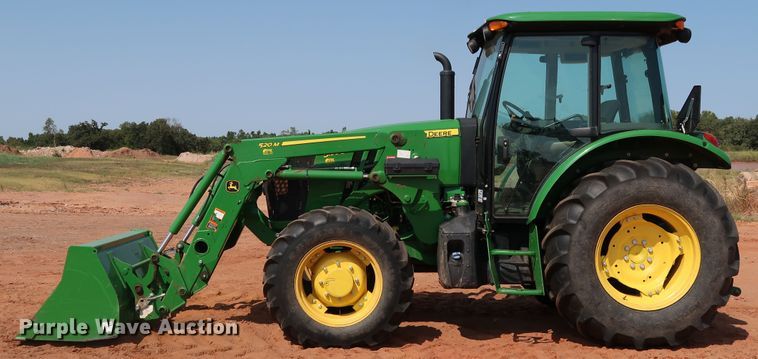 image for item DJ1958 2018 John Deere 5100E  MFWD tractor