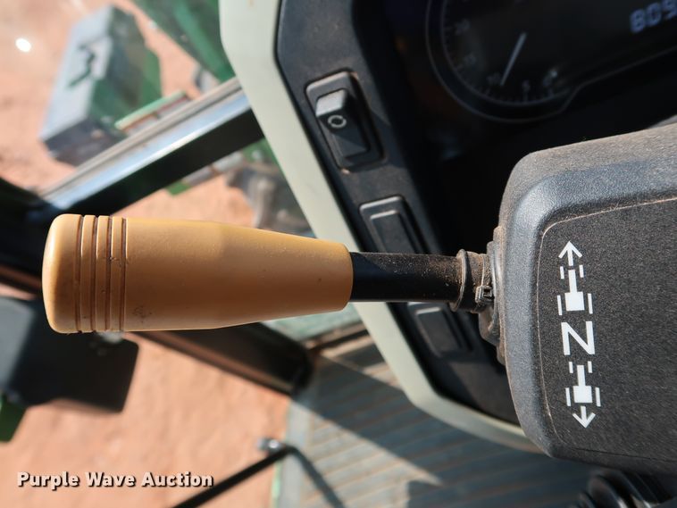 image for item DJ1958 2018 John Deere 5100E  MFWD tractor