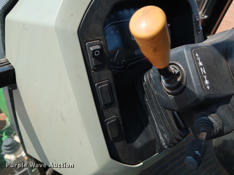 image for item DJ1958 2018 John Deere 5100E  MFWD tractor