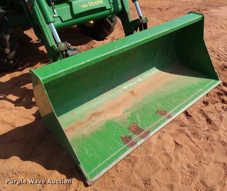 image for item DJ1958 2018 John Deere 5100E  MFWD tractor