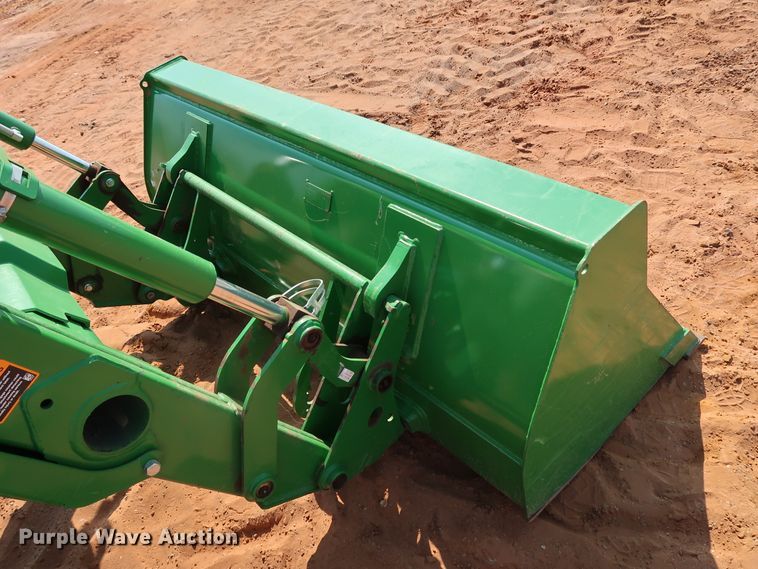 image for item DJ1958 2018 John Deere 5100E  MFWD tractor